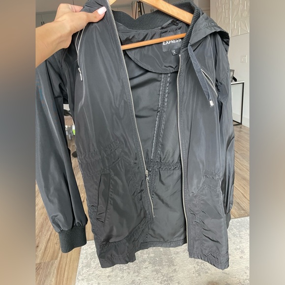 Express Trench Coat/Windbreaker - Picture 3 of 3